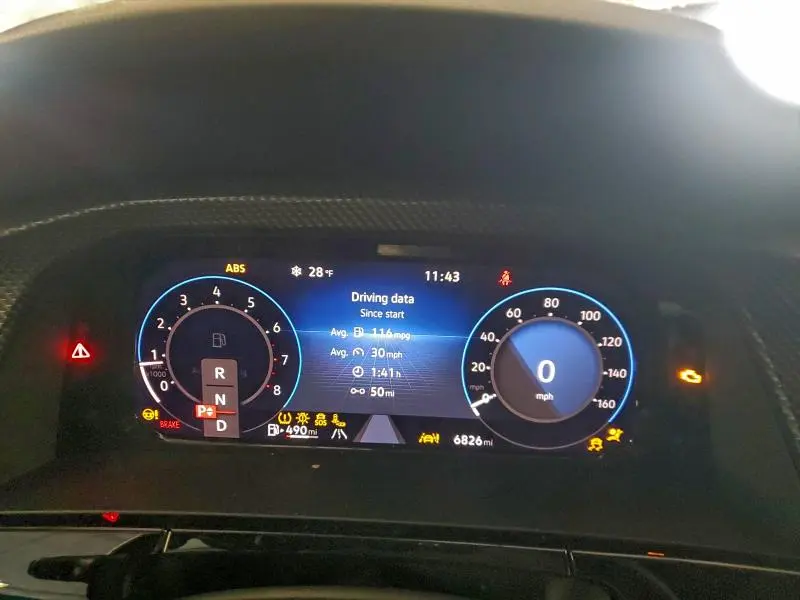 2024 VOLKSWAGEN ATLAS CROSS SPORT SEL R-LINE  