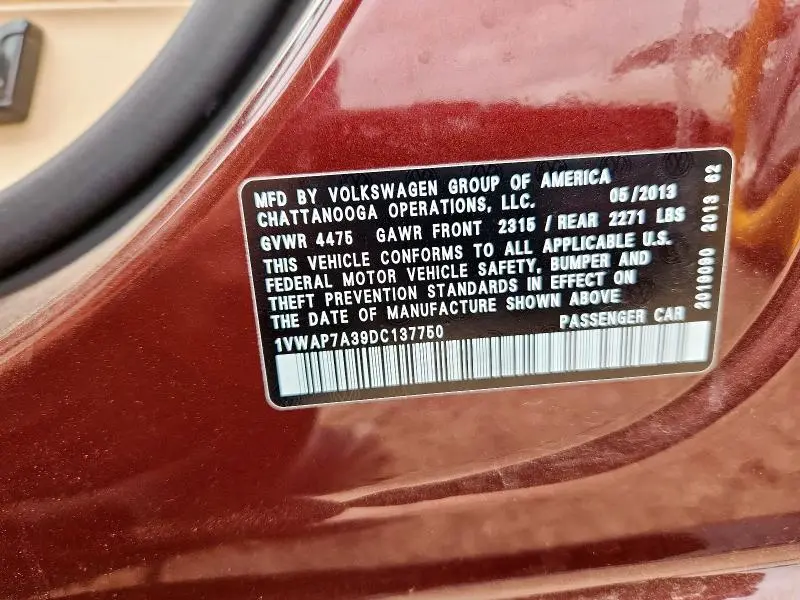2013 VOLKSWAGEN PASSAT S  