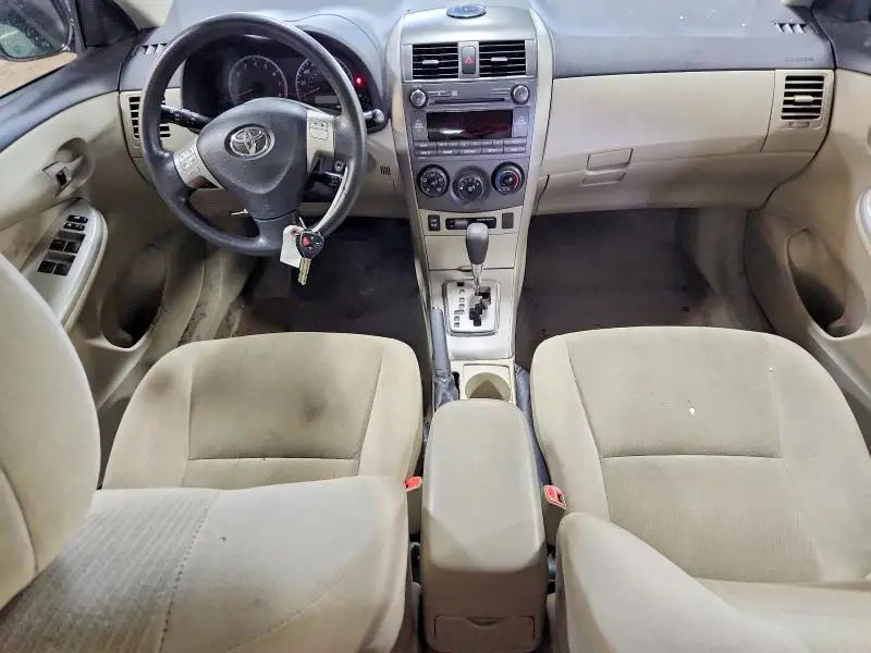 2011 TOYOTA COROLLA LE  