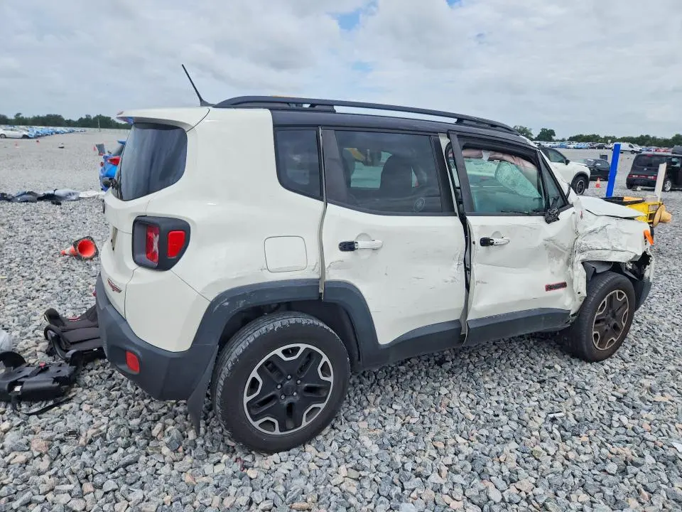2016 JEEP RENEGADE TRAILHAWK  