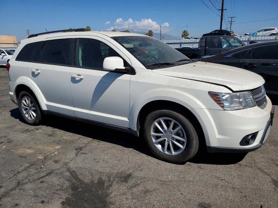 2014 DODGE JOURNEY SXT  