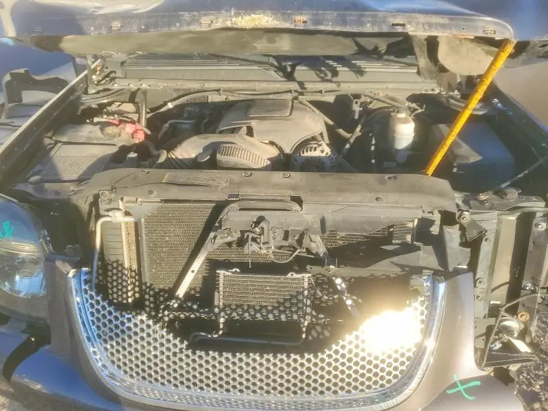 2011 GMC YUKON DENALI  