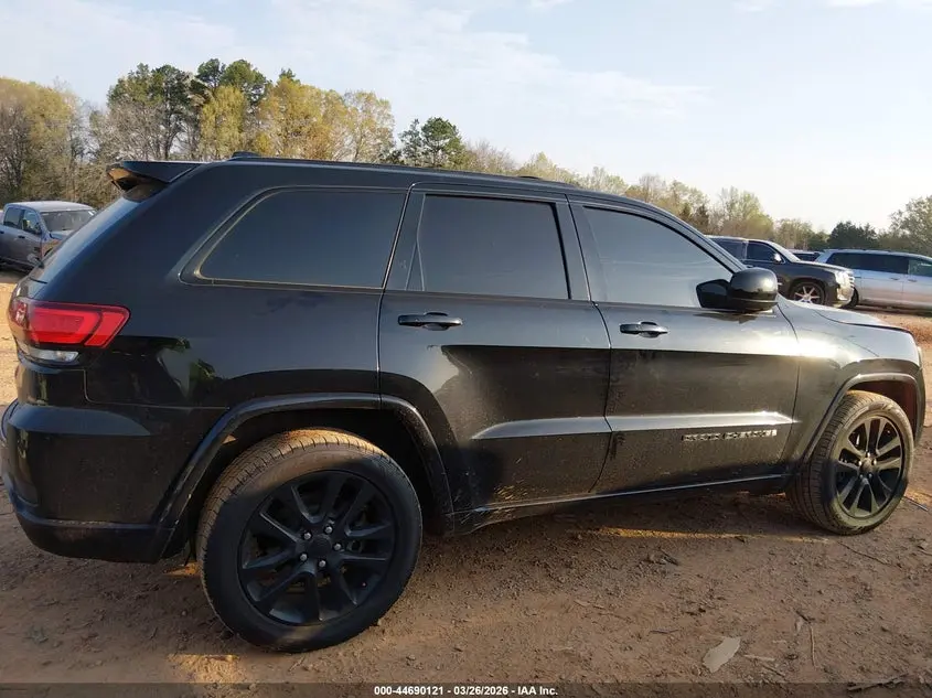 2017 JEEP GRAND CHEROKEE ALTITUDE 4X2