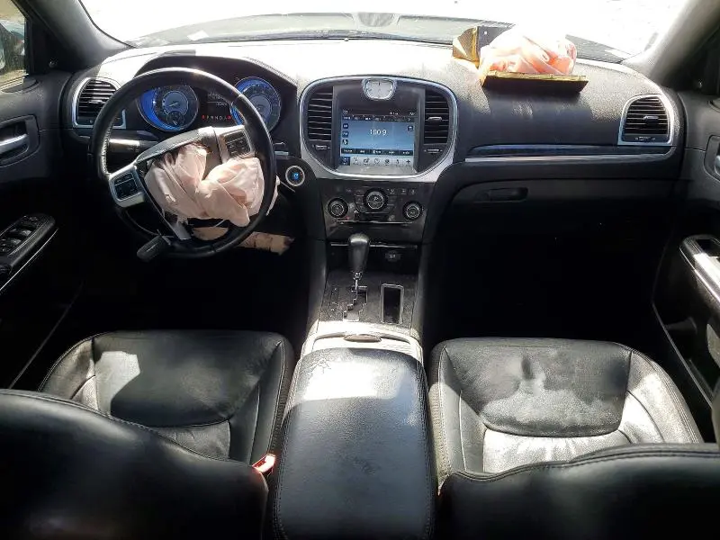 2011 CHRYSLER 300 LIMITED  