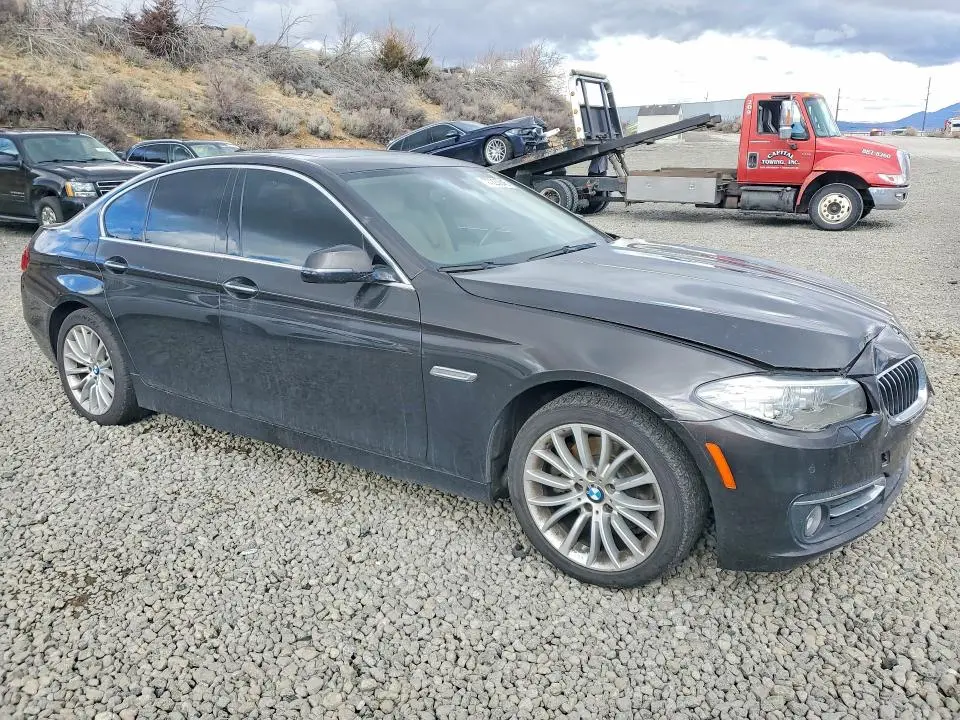 2015 BMW 528 XI  