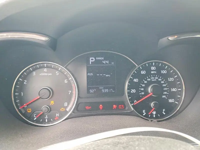 2017 KIA FORTE LX  