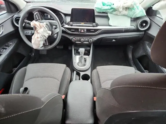 2023 KIA FORTE LX  