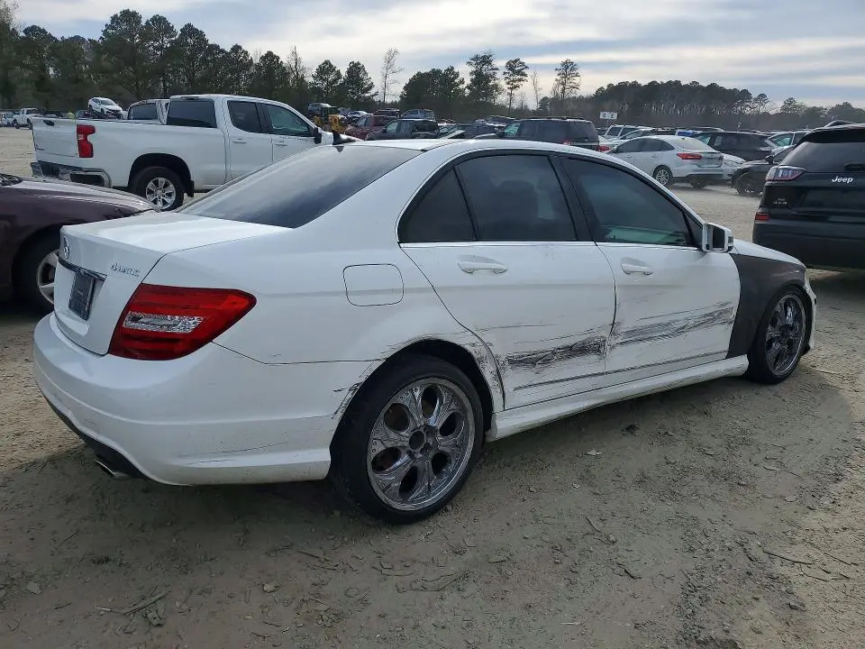 2013 MERCEDES-BENZ C 300 4MATIC  