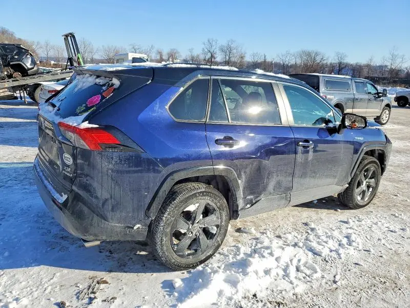2021 TOYOTA RAV4 XSE  