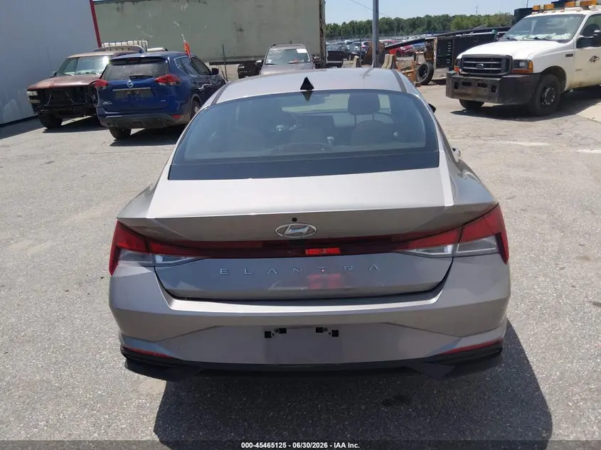 2023 HYUNDAI ELANTRA SE