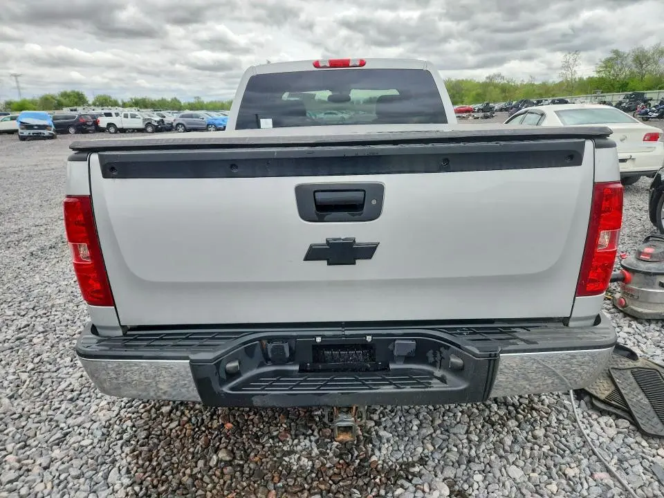 2011 CHEVROLET SILVERADO K1500 LT  