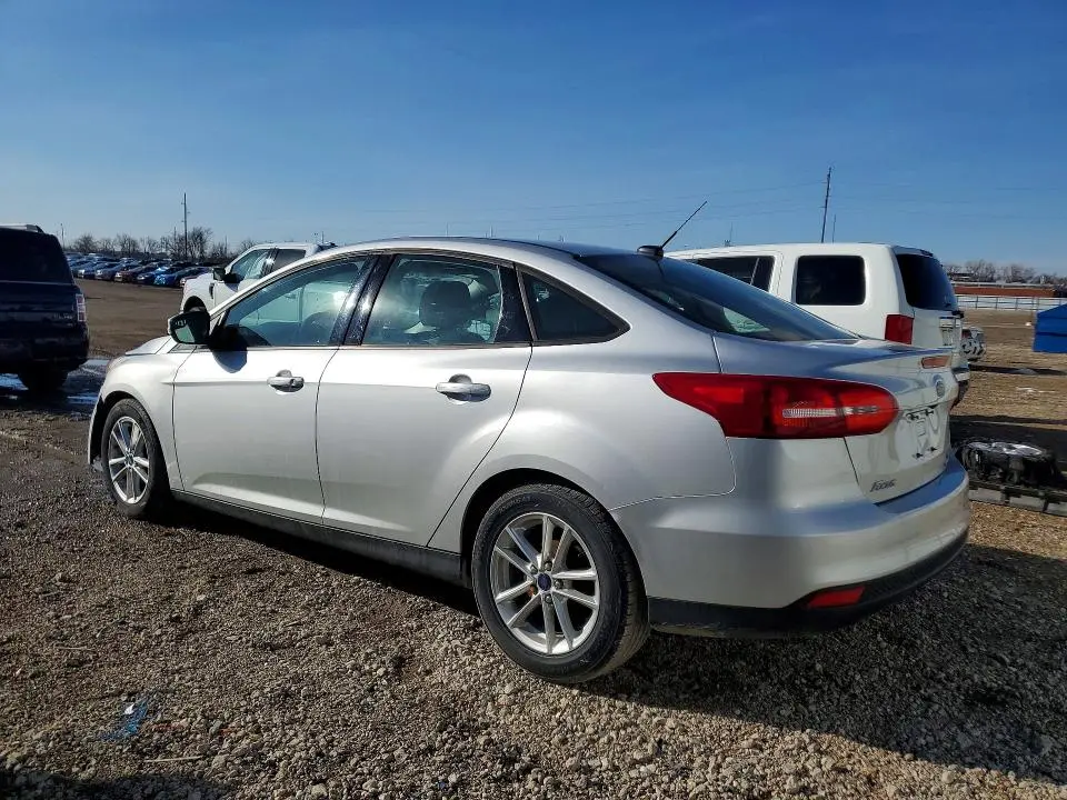 2016 FORD FOCUS SE  