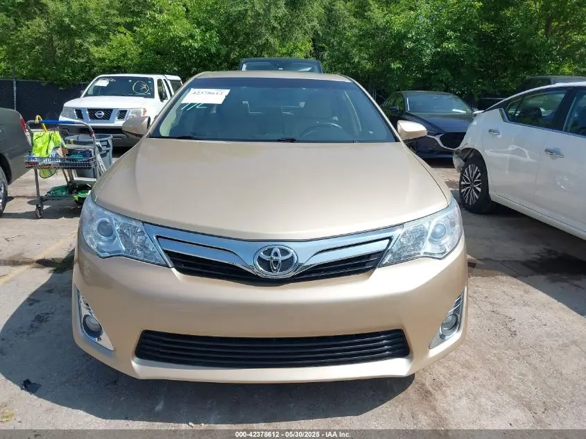 2012 TOYOTA CAMRY XLE