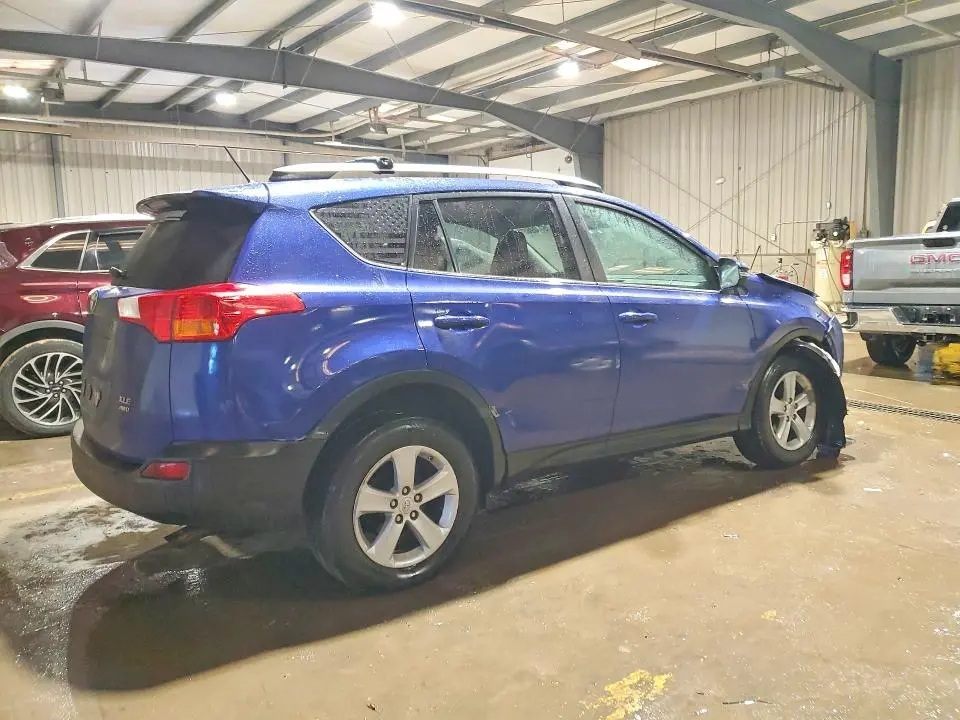 2014 TOYOTA RAV4 XLE  