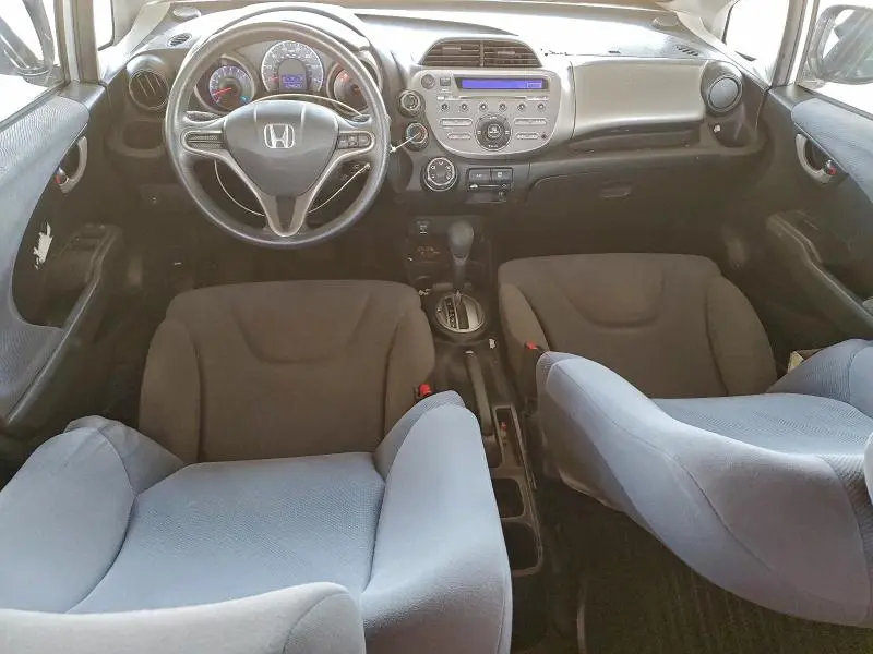 2011 HONDA FIT   