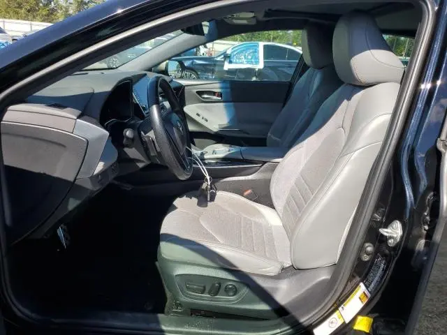 2019 TOYOTA AVALON XLE  