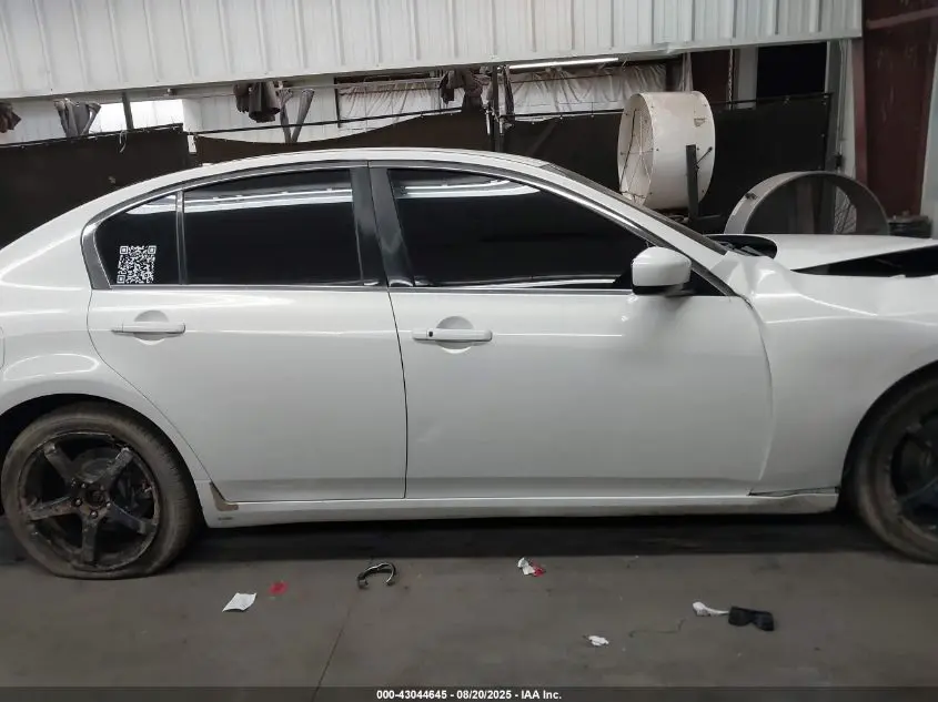 2012 INFINITI G37 JOURNEY