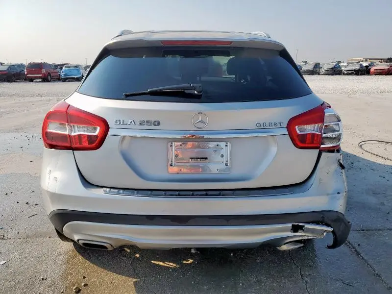 2017 MERCEDES-BENZ GLA 250  