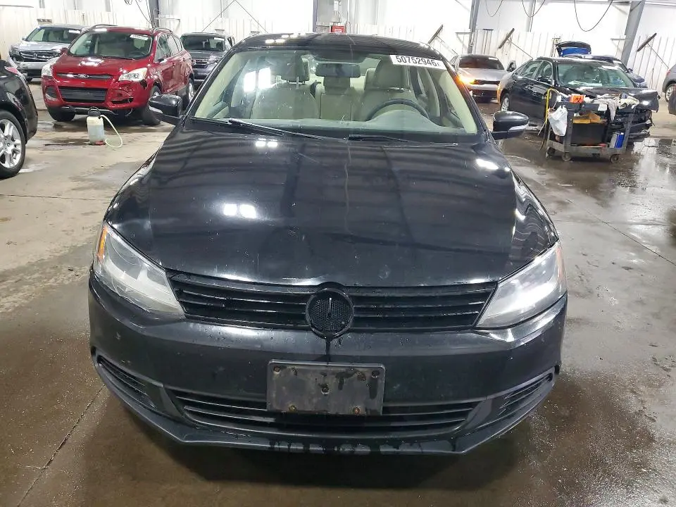 2012 VOLKSWAGEN JETTA SE  
