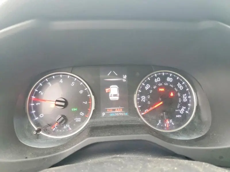 2020 TOYOTA RAV4 XLE  
