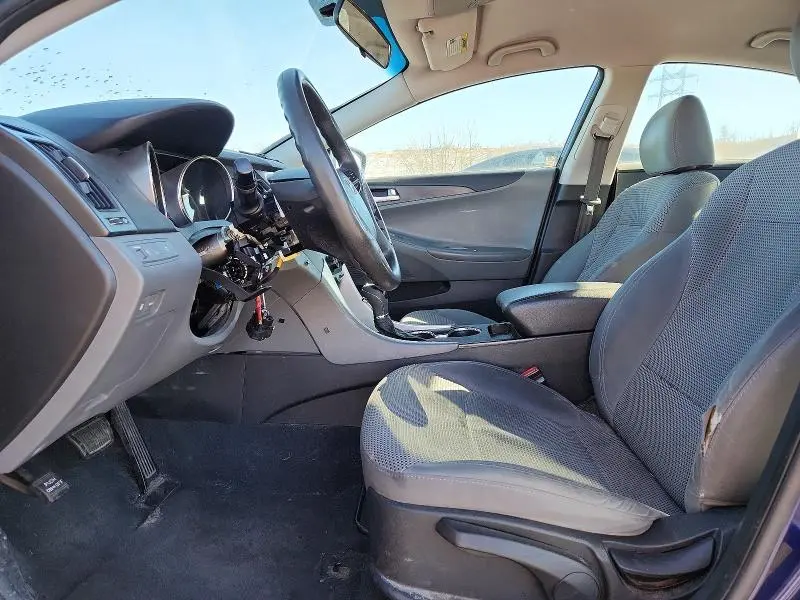 2011 HYUNDAI SONATA GLS  