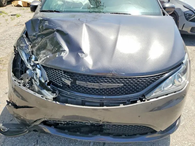 2018 CHRYSLER PACIFICA TOURING L PLUS  