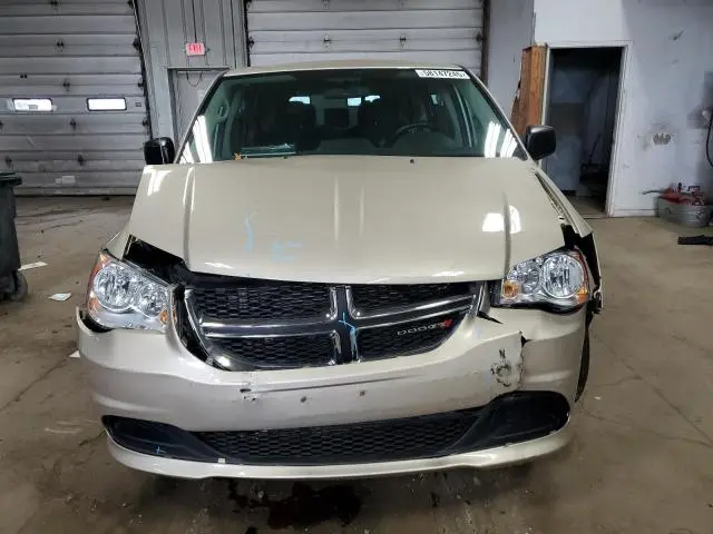 2016 DODGE GRAND CARAVAN SE  
