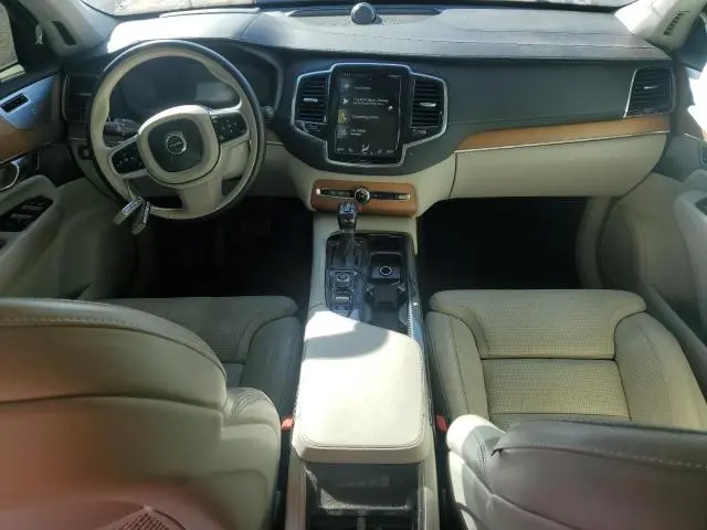 2018 VOLVO XC90 T6  