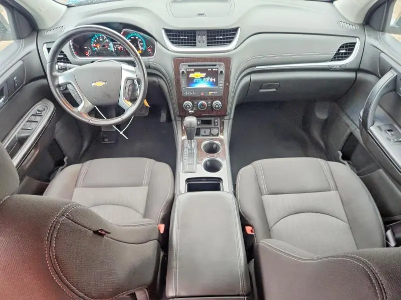 2015 CHEVROLET TRAVERSE LT  