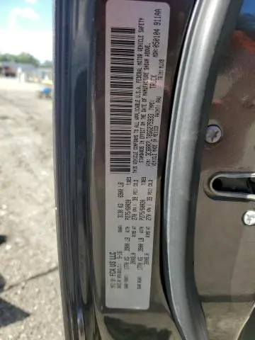 2016 RAM 1500 SLT