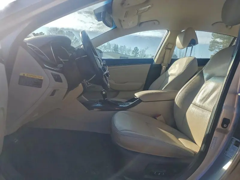 2014 KIA CADENZA PREMIUM  