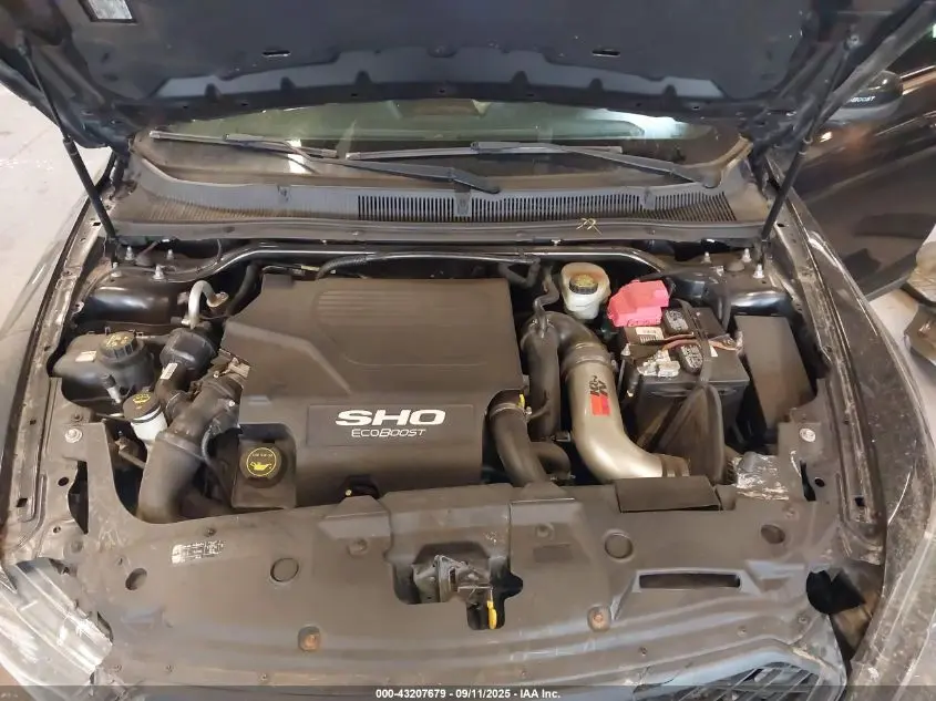 2015 FORD TAURUS SHO