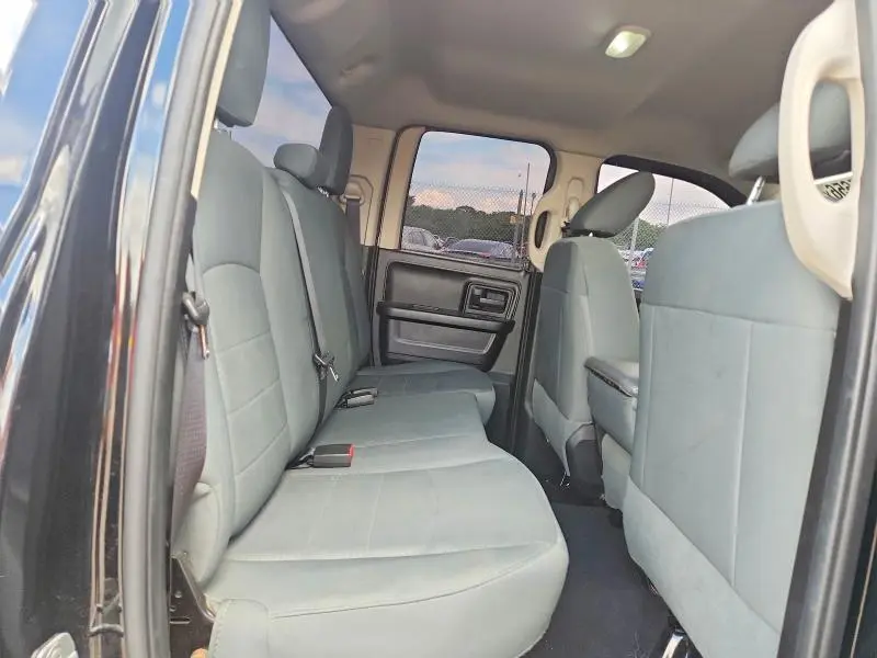 2015 RAM 1500 ST  