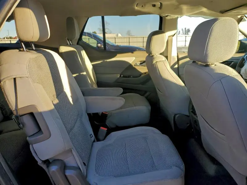 2018 CHEVROLET TRAVERSE LT  