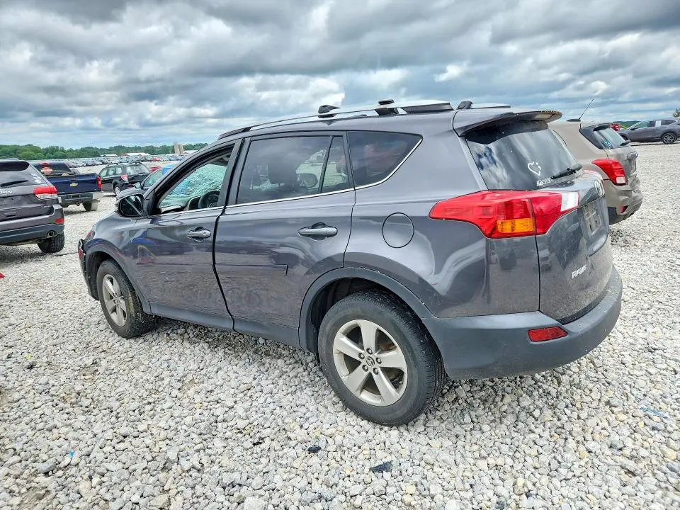 2015 TOYOTA RAV4 XLE  