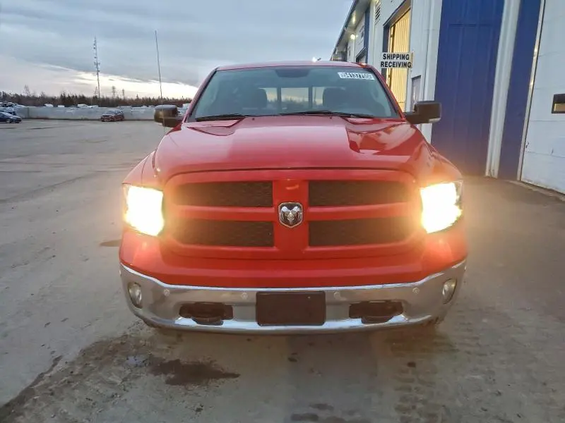 2017 RAM 1500 SLT  