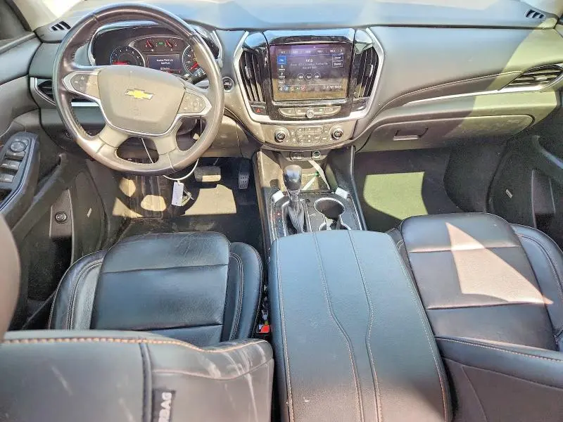 2021 CHEVROLET TRAVERSE LT  