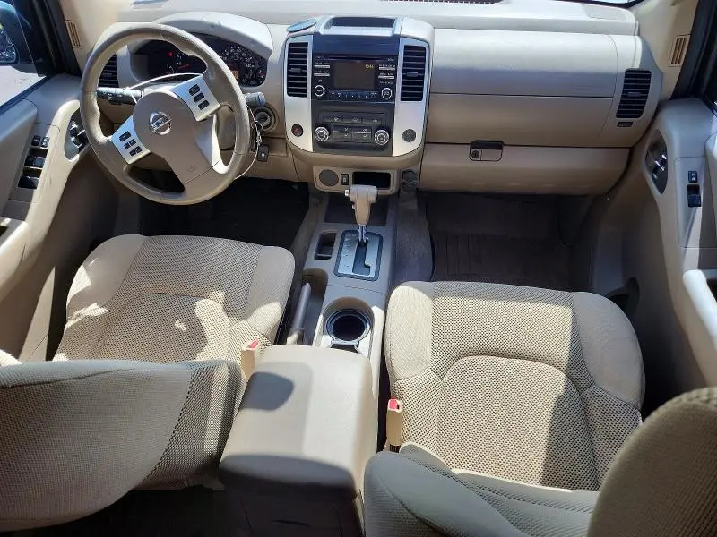 2013 NISSAN FRONTIER S  