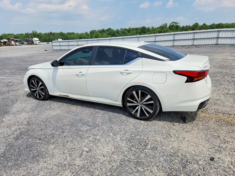 2020 NISSAN ALTIMA SR  