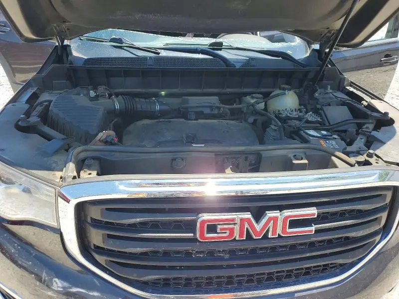 2017 GMC ACADIA SLE  
