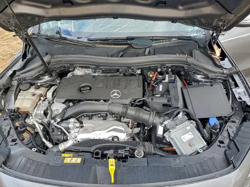 2021 MERCEDES-BENZ GLA 250 4MATIC  