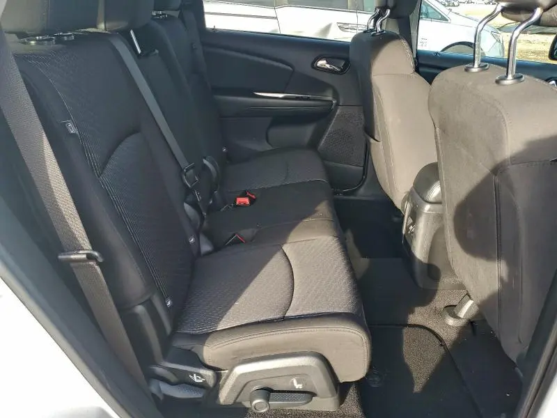 2015 DODGE JOURNEY SXT  