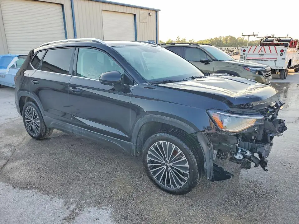 2026 VOLKSWAGEN TAOS SE  