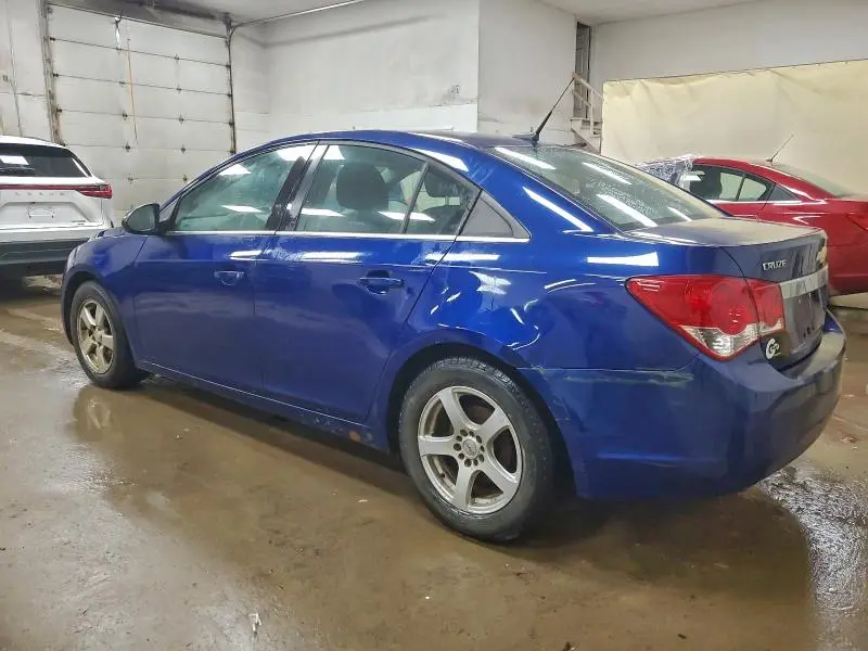 2013 CHEVROLET CRUZE LT  