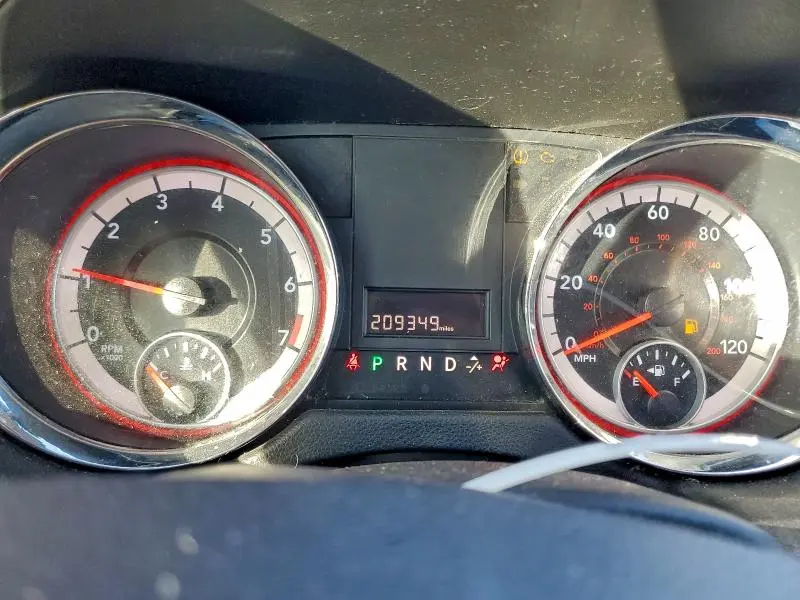 2013 DODGE GRAND CARAVAN SE  