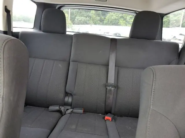 2011 DODGE NITRO SE  