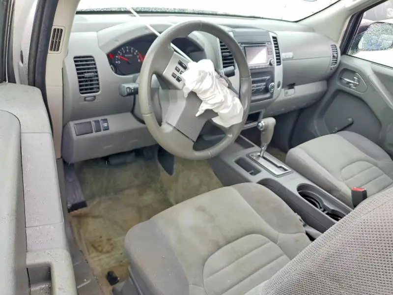2017 NISSAN FRONTIER S  