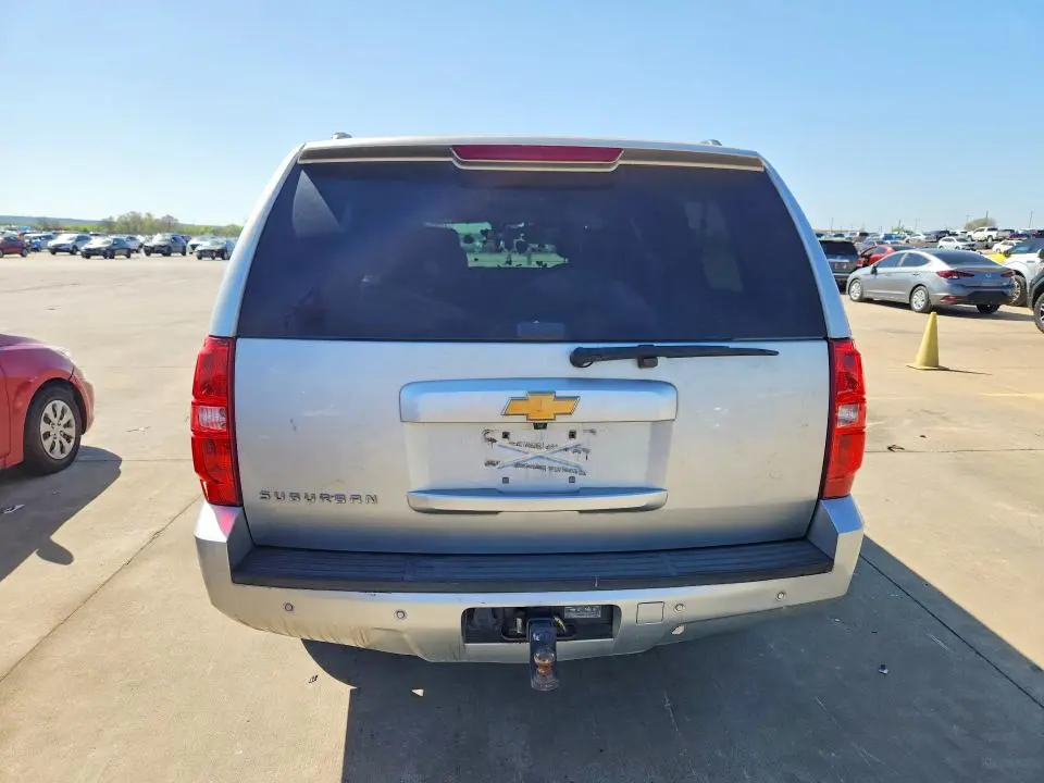 2014 CHEVROLET SUBURBAN C1500 LT  