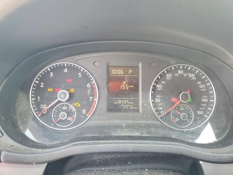 2015 VOLKSWAGEN PASSAT S  
