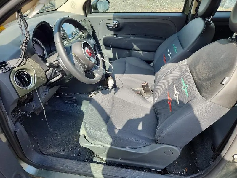 2016 FIAT 500 POP  